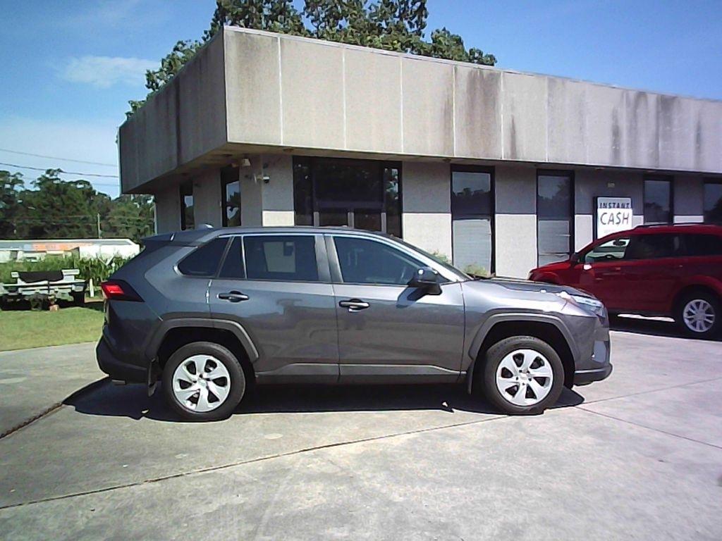 Toyota RAV4 LE 2023