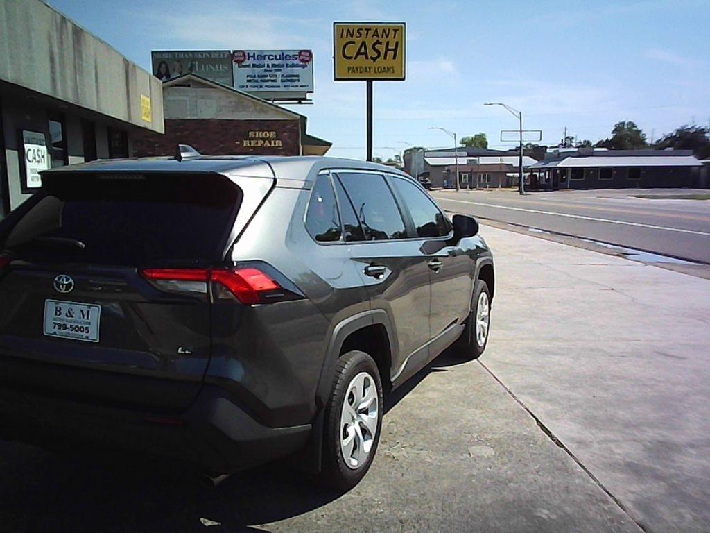 Toyota RAV4 LE 2023
