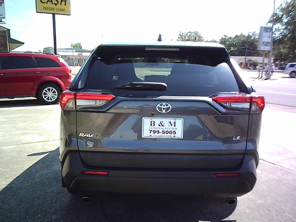 Toyota RAV4 LE 2023