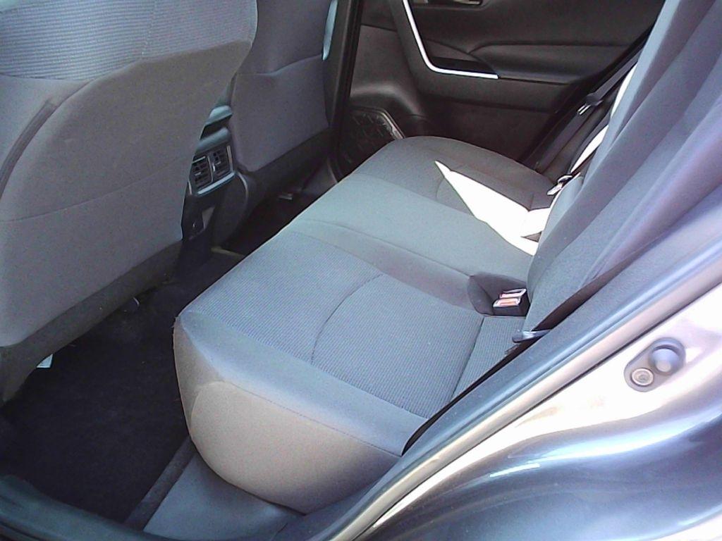 Toyota RAV4 LE 2023