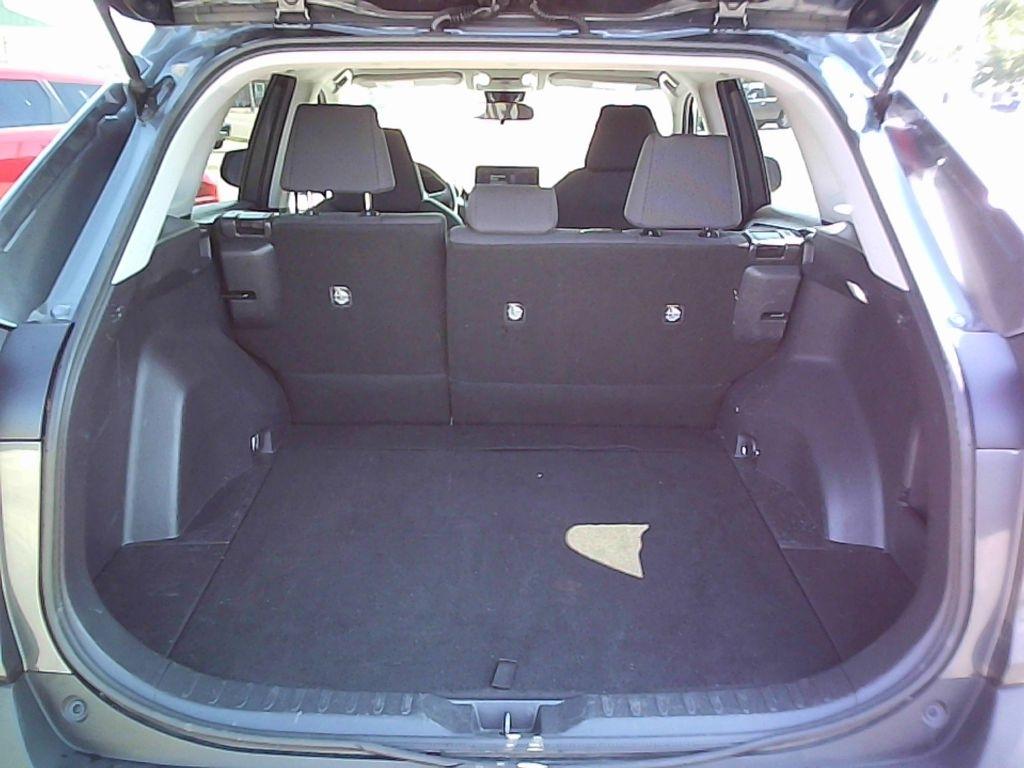 Toyota RAV4 LE 2023
