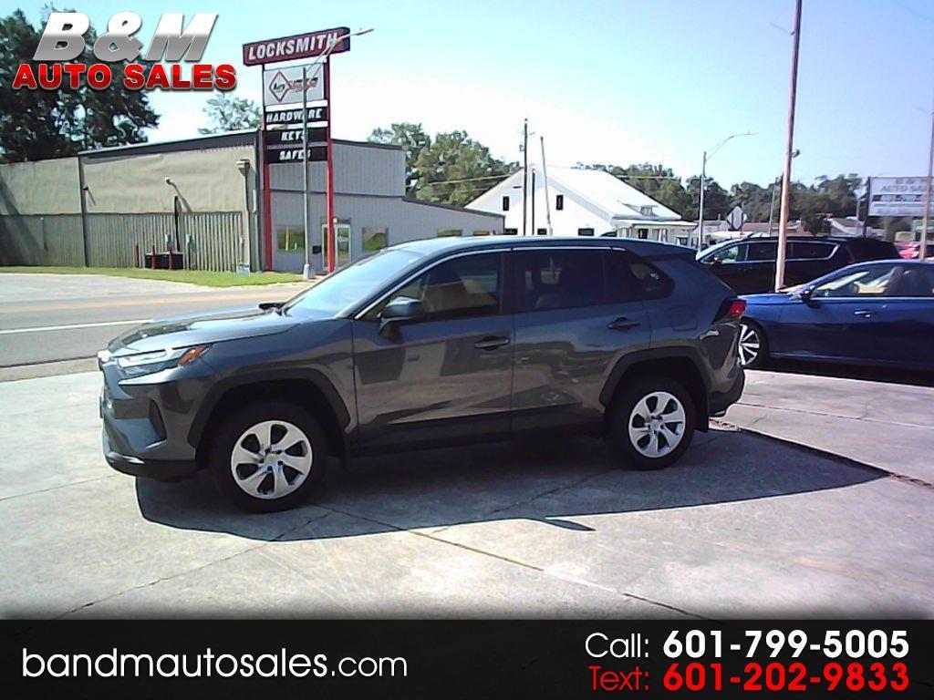 Toyota RAV4 LE 2023