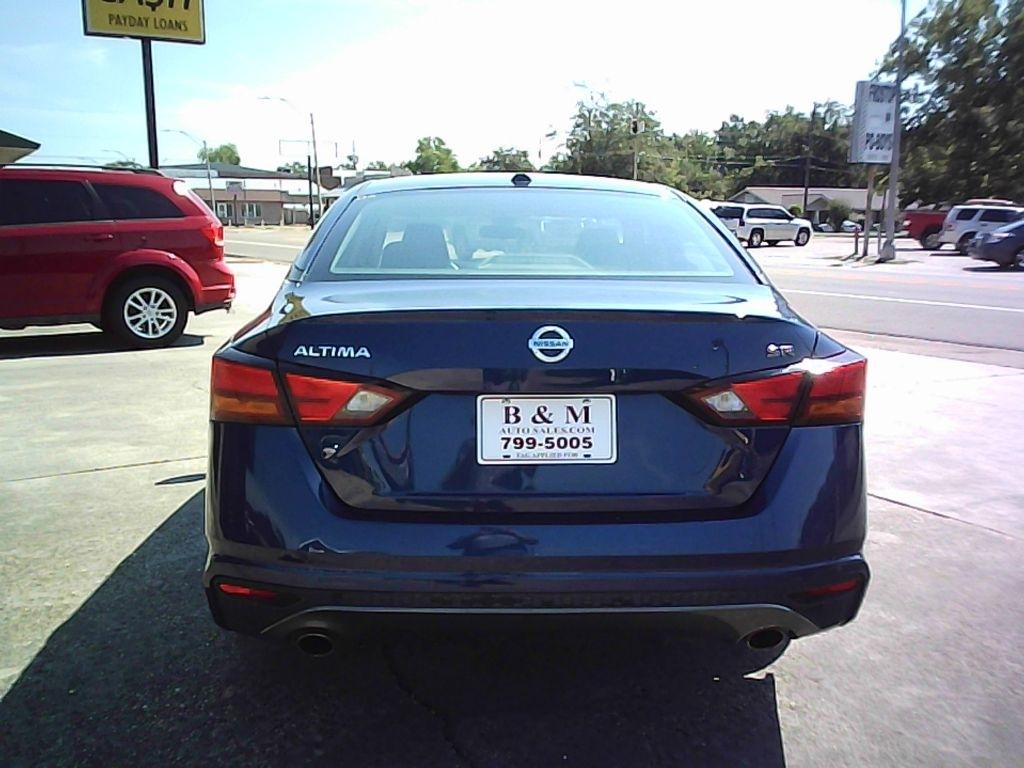 Nissan Altima 2.5 SR 2021