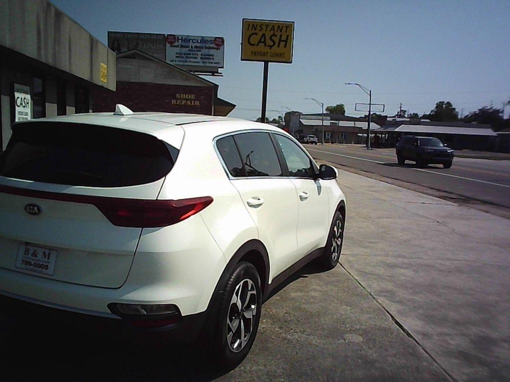 Kia Sportage LX FWD 2021