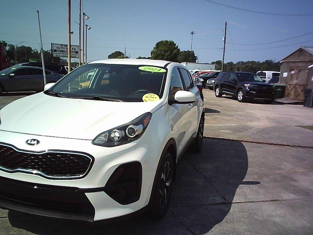 Kia Sportage LX FWD 2021