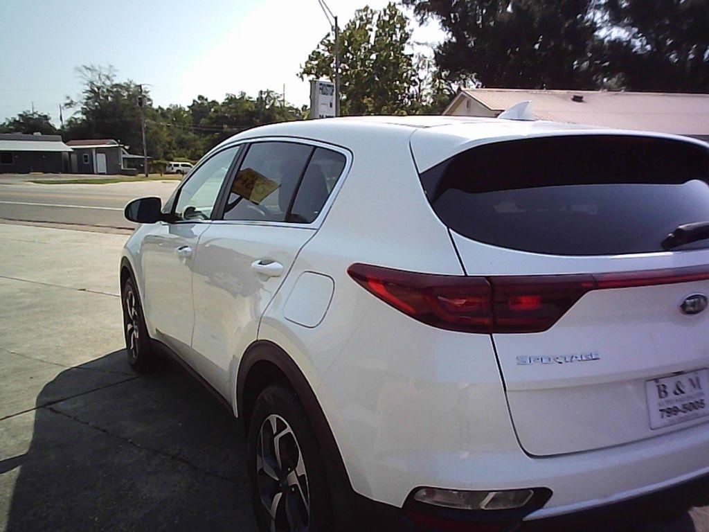 Kia Sportage LX FWD 2021