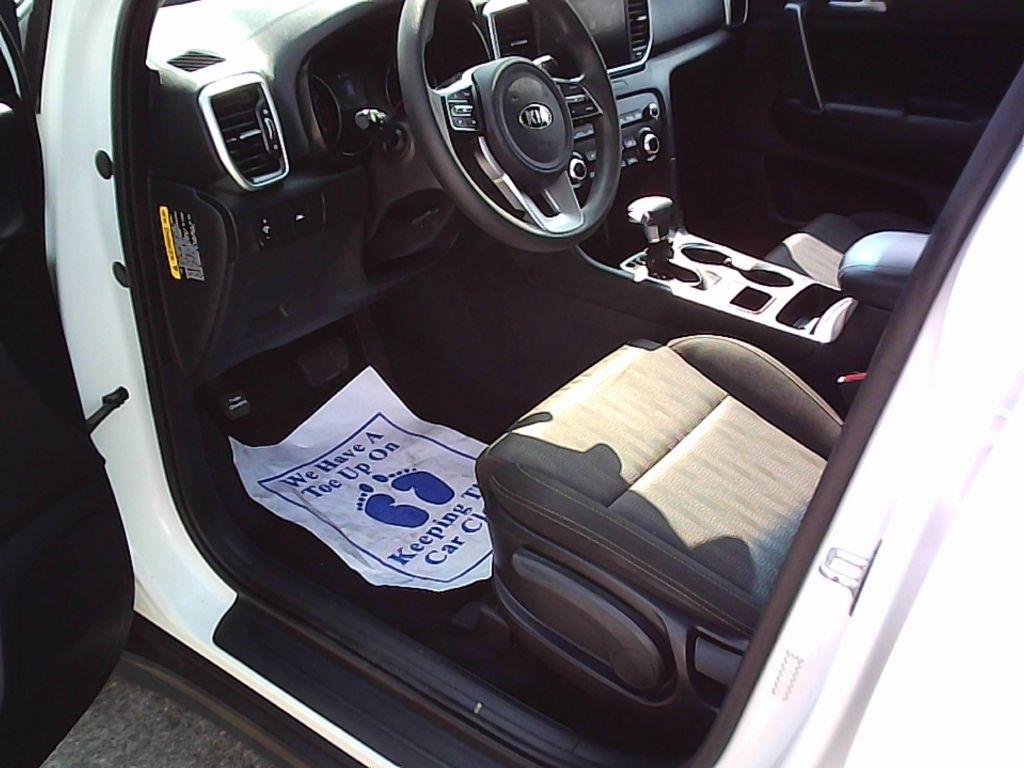 Kia Sportage LX FWD 2021