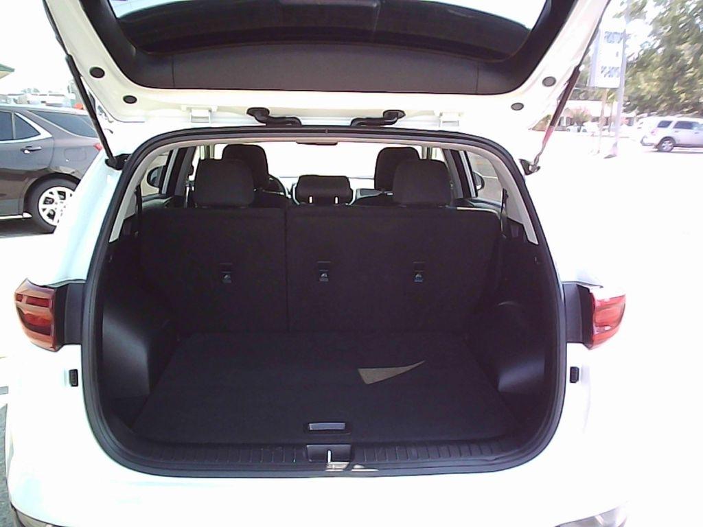 Kia Sportage LX FWD 2021