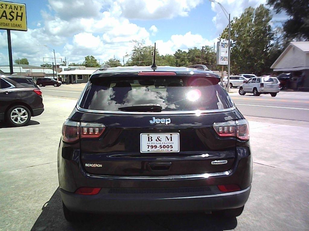Jeep Compass Latitude FWD 2017