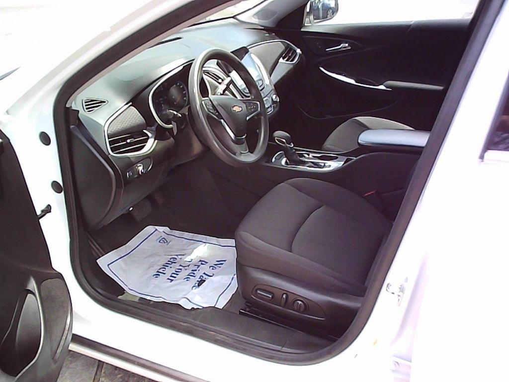 Chevrolet Malibu 1LT 4D Sedan 2024