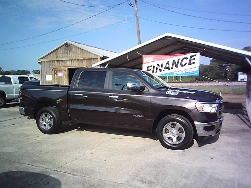 RAM 1500 Tradesman Crew Cab SB 4WD 2019