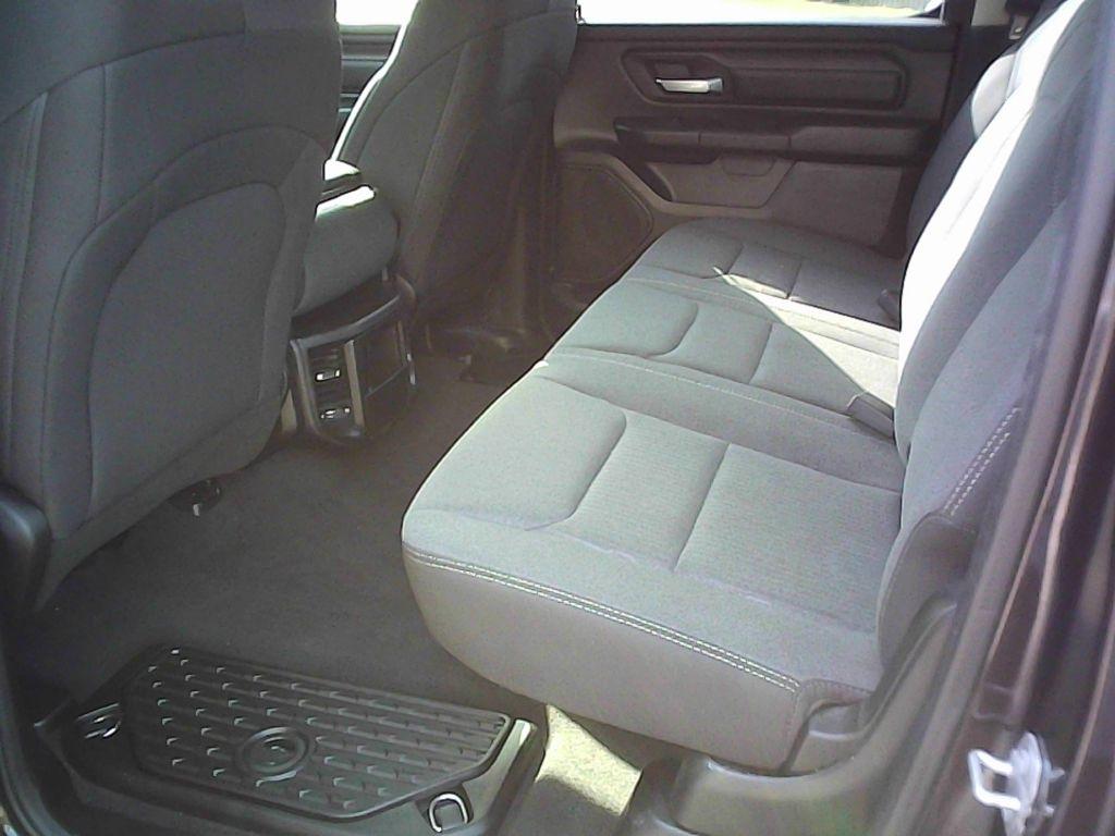RAM 1500 Tradesman Crew Cab SB 4WD 2019