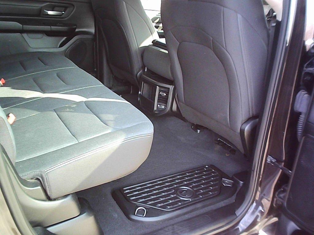 RAM 1500 Tradesman Crew Cab SB 4WD 2019