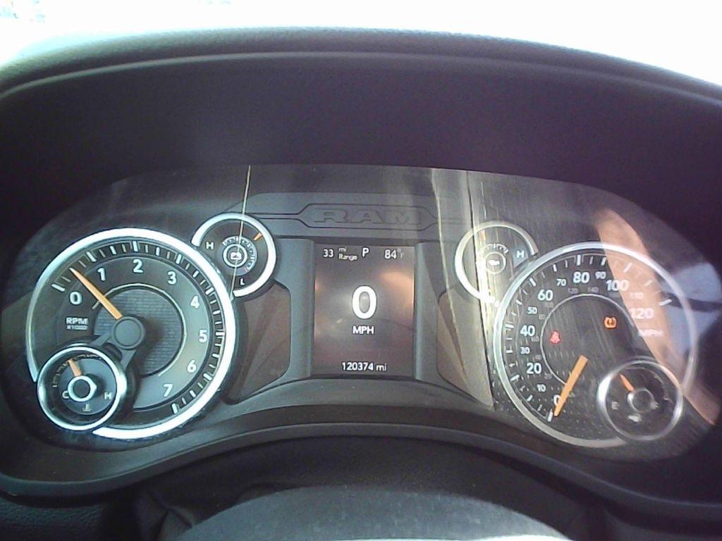 RAM 1500 Tradesman Crew Cab SB 4WD 2019