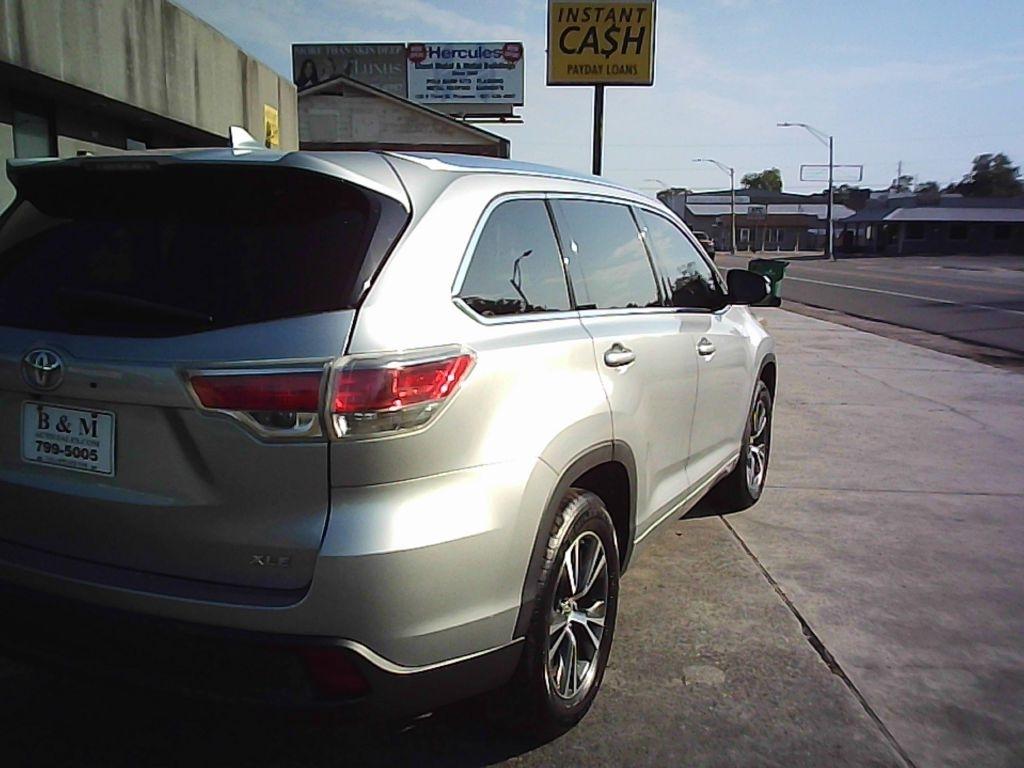 Toyota Highlander XLE FWD V6 2016