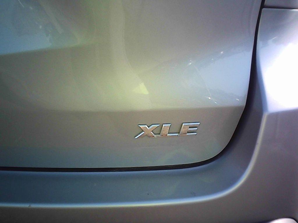 Toyota Highlander XLE FWD V6 2016