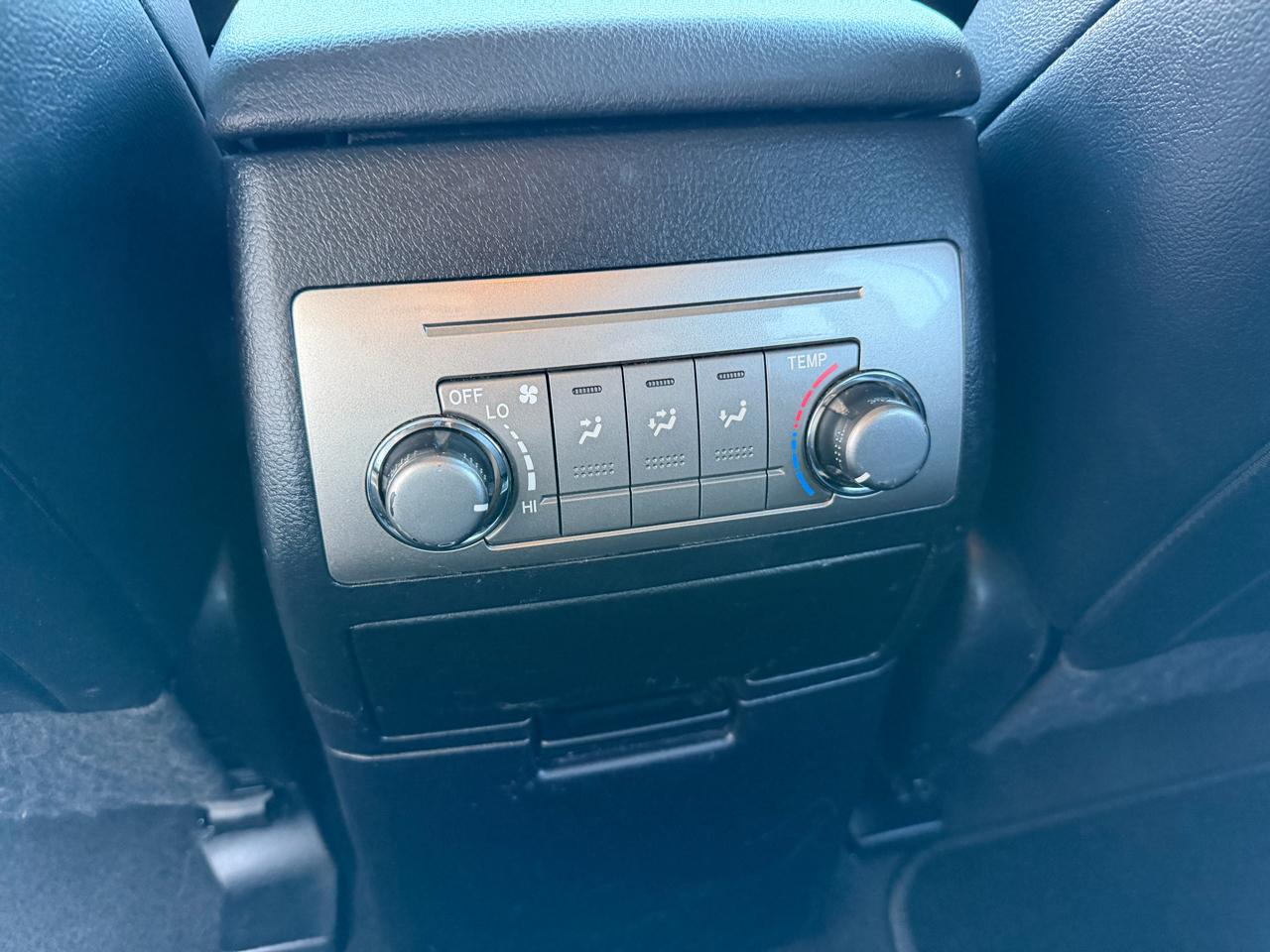 Toyota Highlander  2013