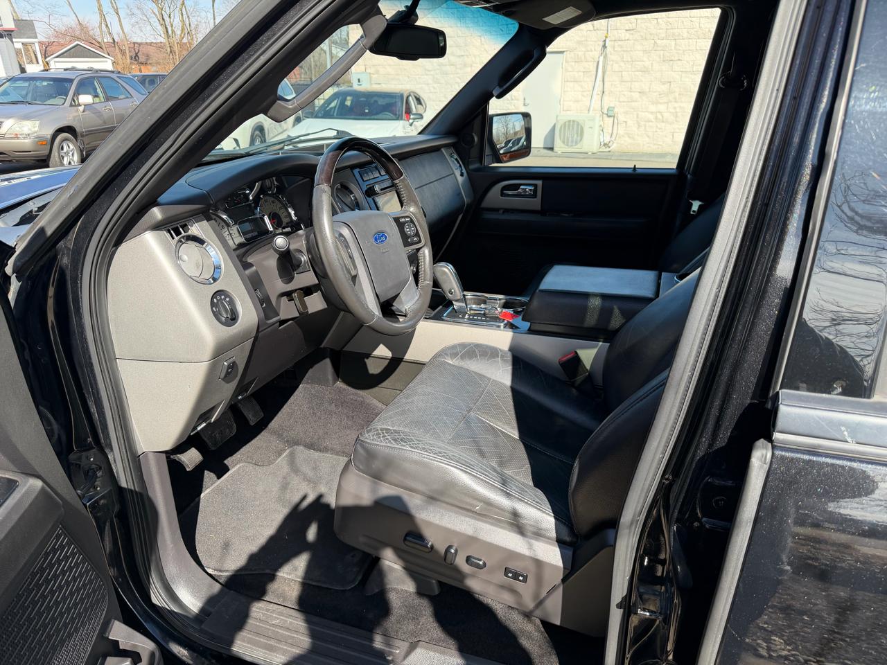 Ford Expedition EL Limited 4WD 2011