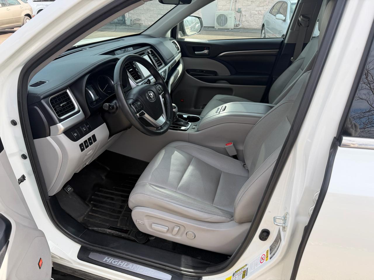 Toyota Highlander Hybrid Limited Platinum AWD 2017