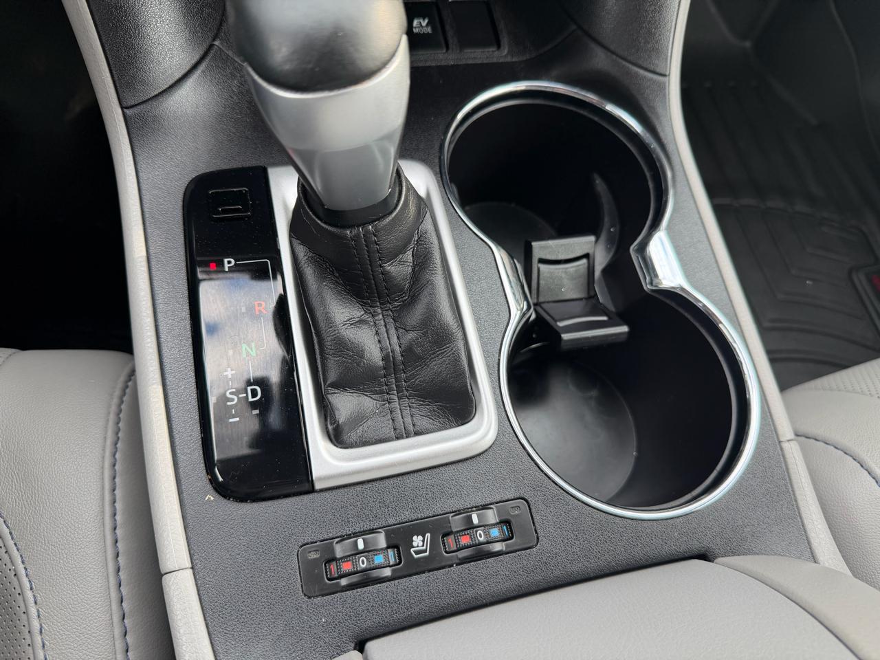 Toyota Highlander Hybrid Limited Platinum AWD 2017