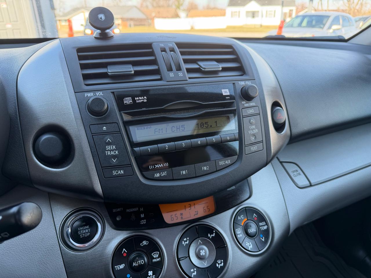 Toyota RAV4 Limited V6 2WD 2010