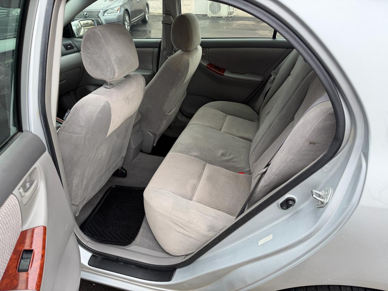 Toyota Corolla LE 2007