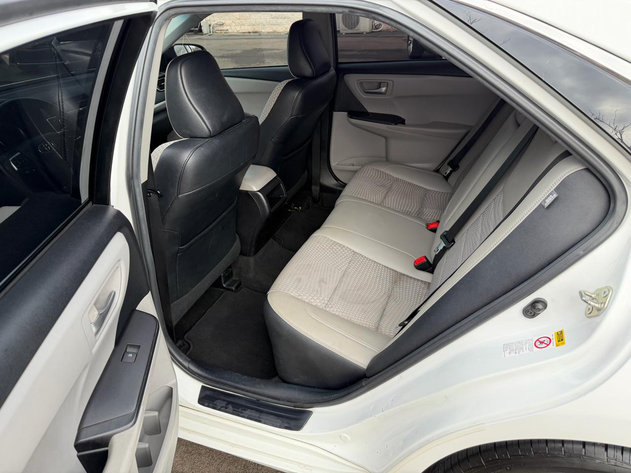 Toyota Camry SE 2015