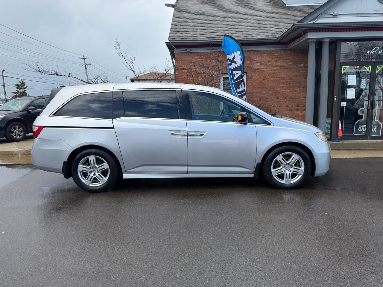 Honda Odyssey Touring 2012