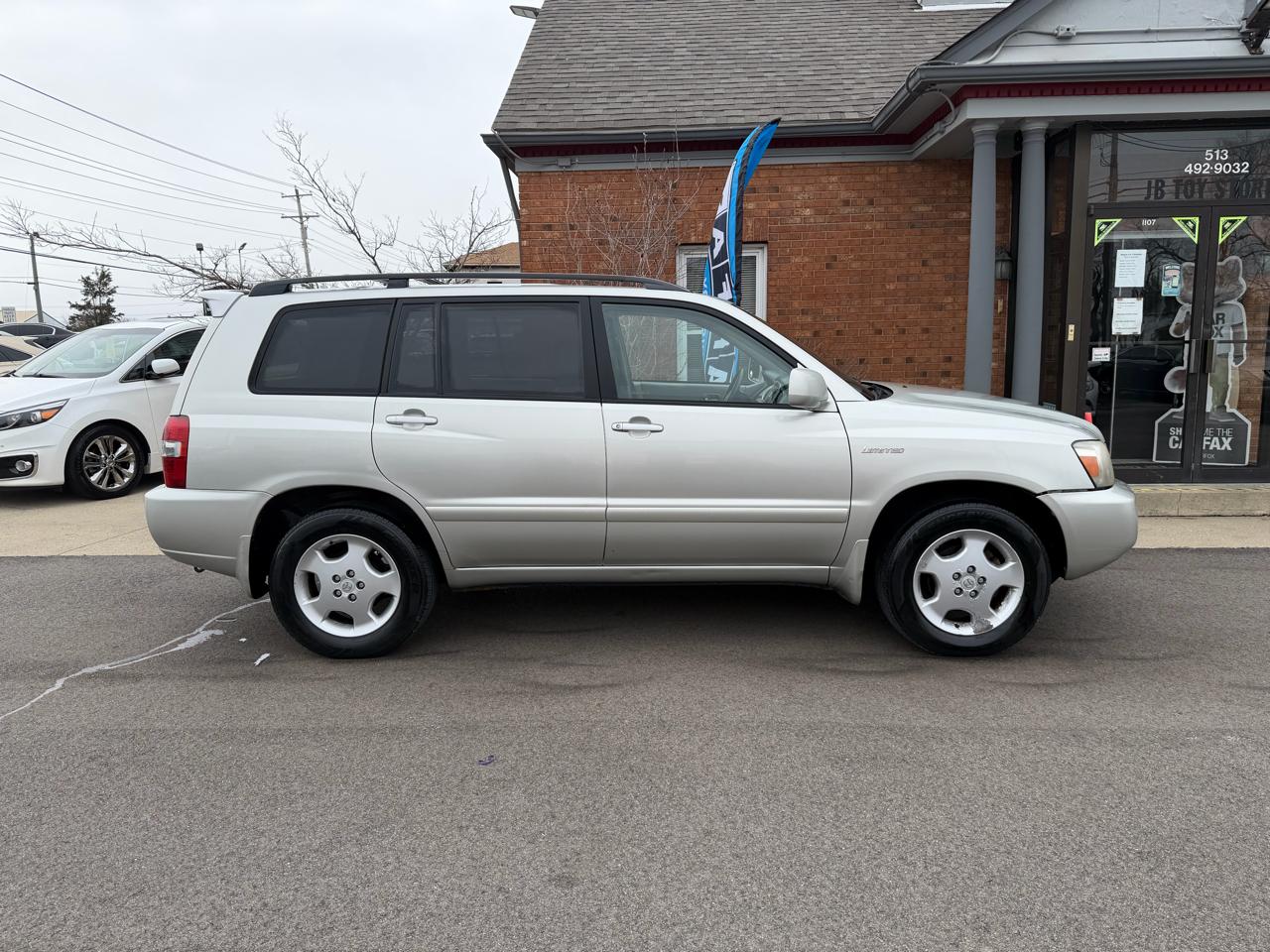 Toyota Highlander Limited V6 4WD 2004