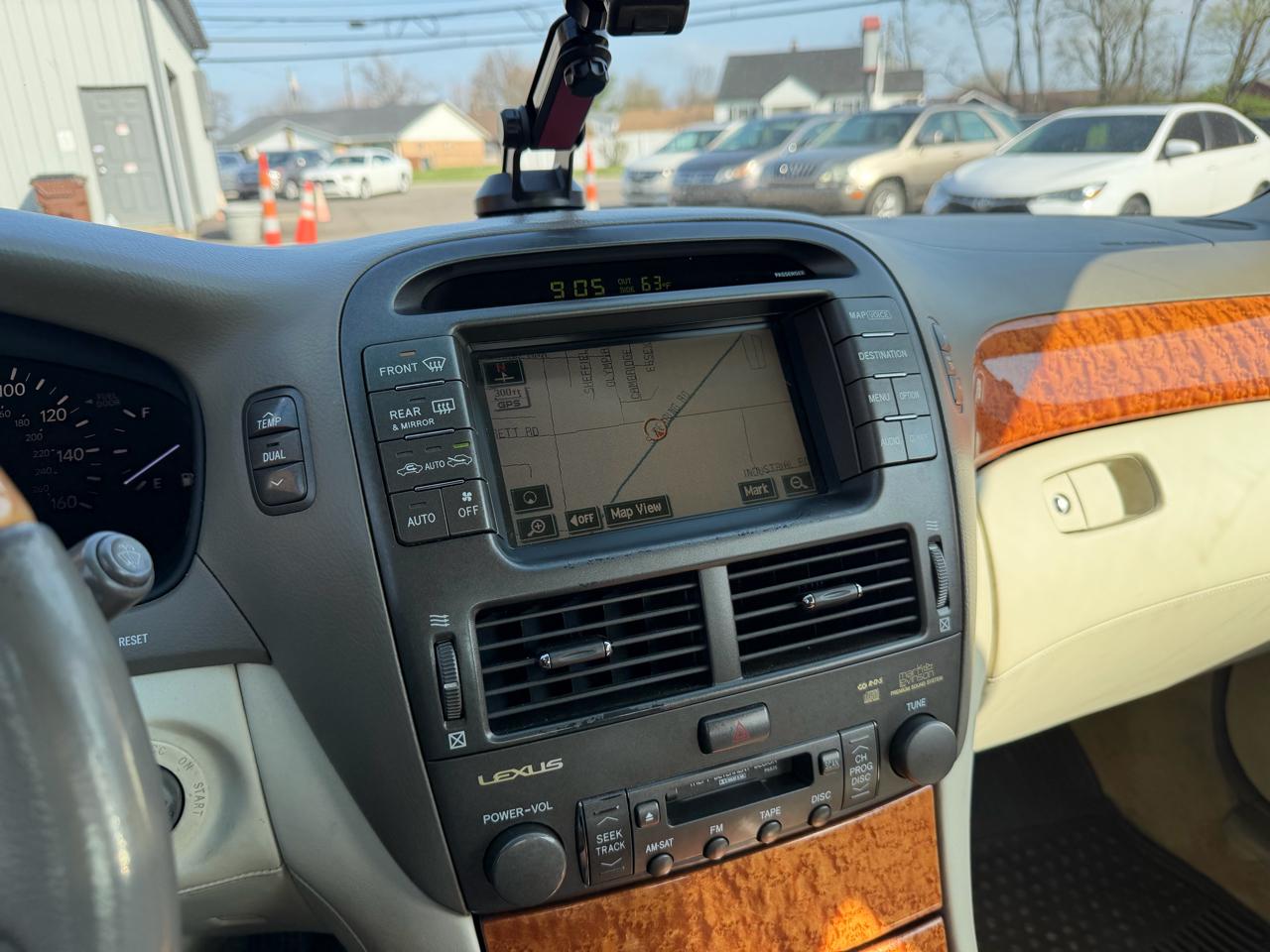 Lexus LS 430 Sedan 2005