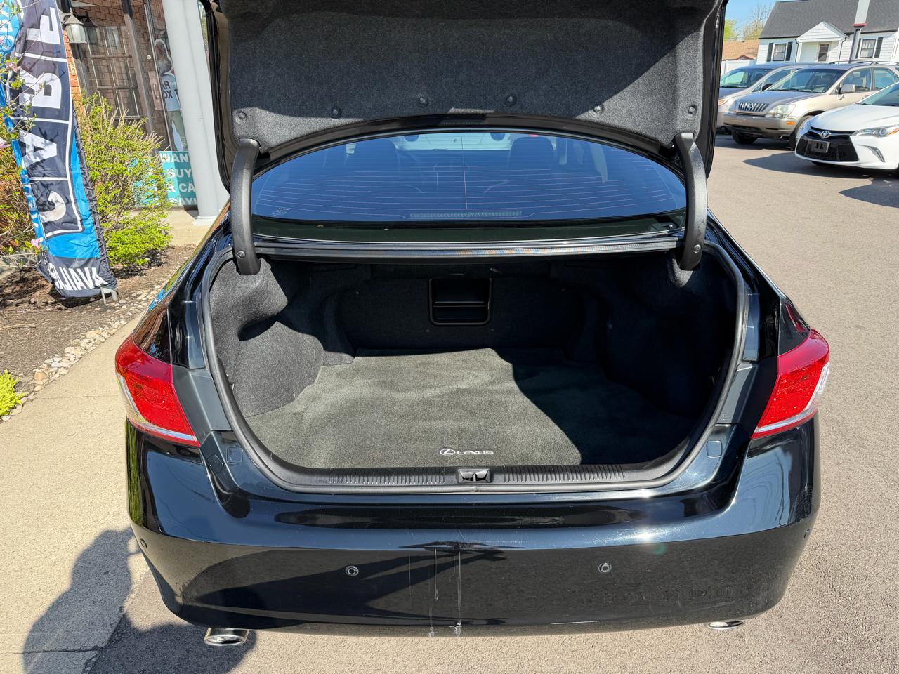 Lexus ES 350 Sedan 2010