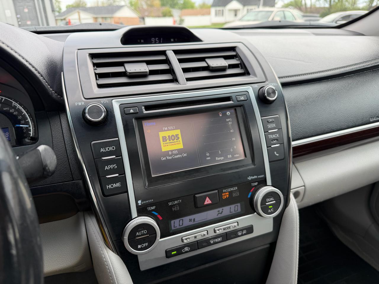 Toyota Camry XLE 2014