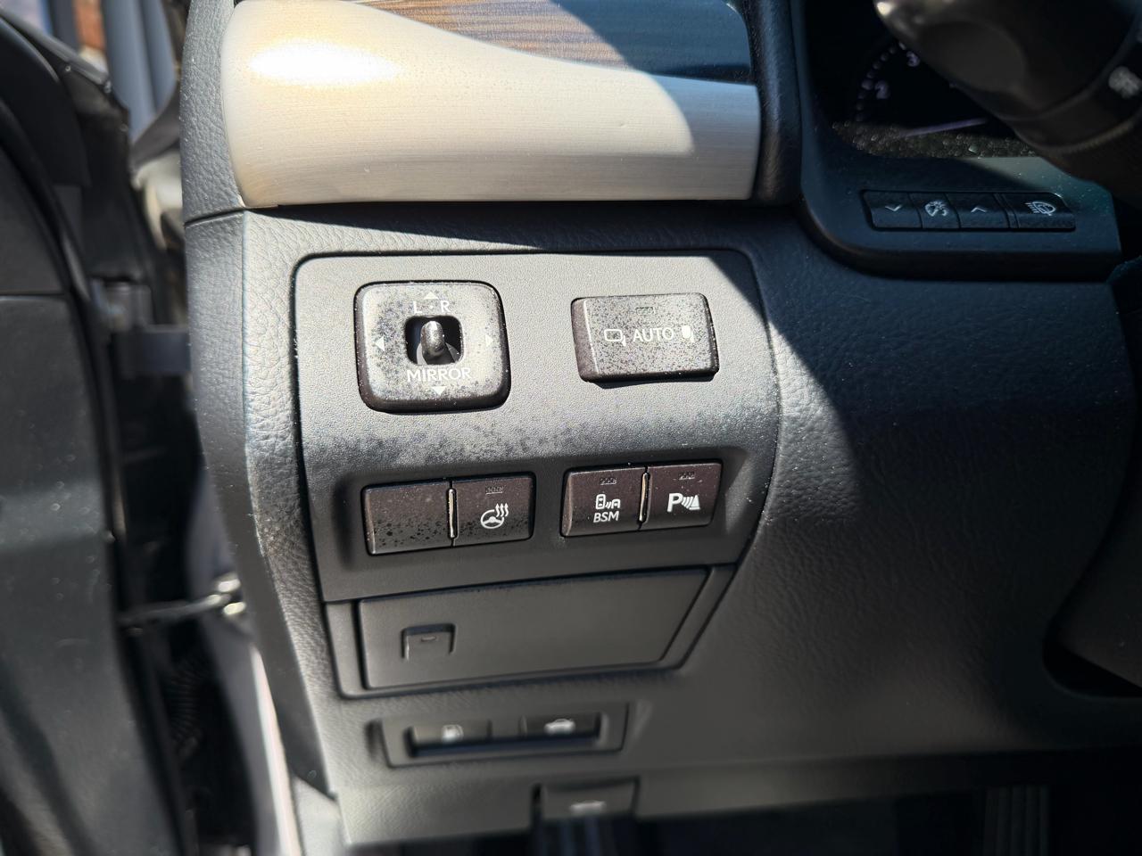 Lexus LS 460 Luxury Sedan 2016