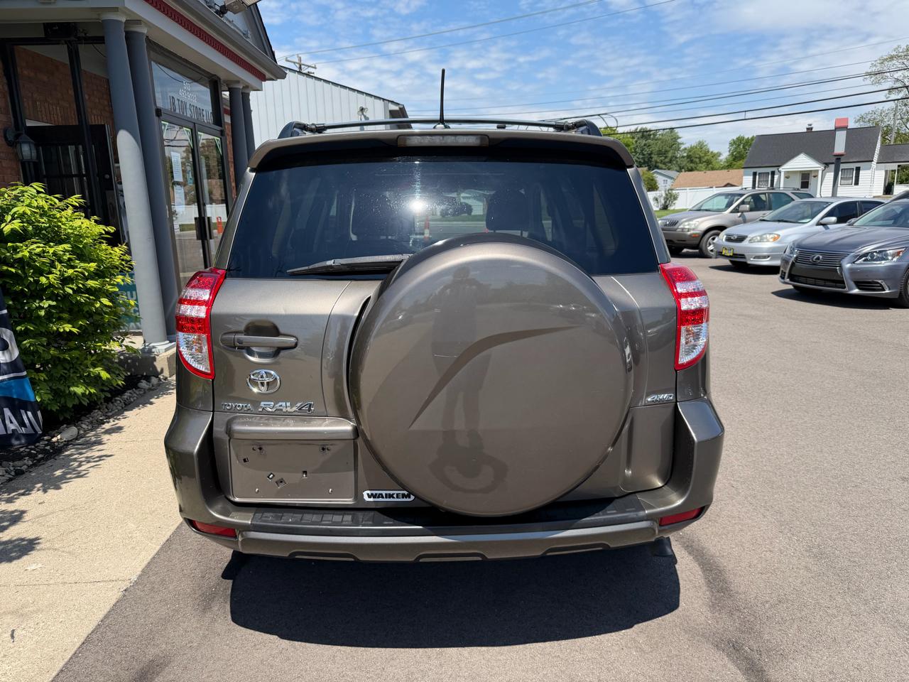 Toyota RAV4 Limited V6 4WD 2009
