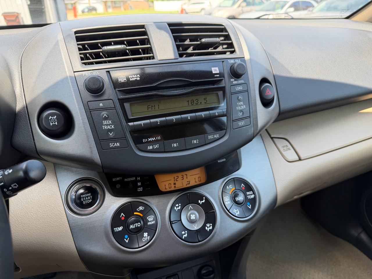 Toyota RAV4 Limited V6 4WD 2009