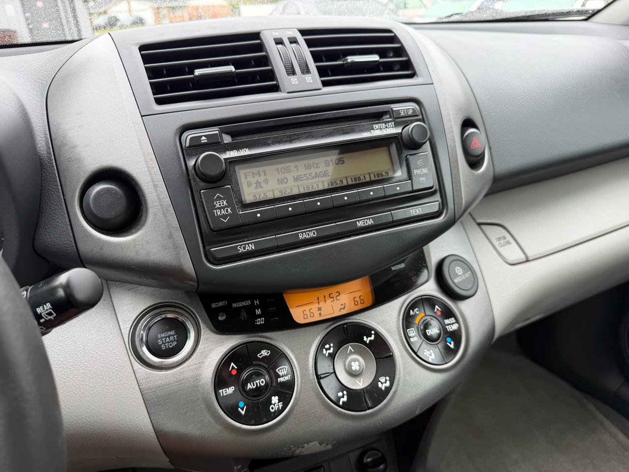 Toyota RAV4 Limited I4 2WD 2012
