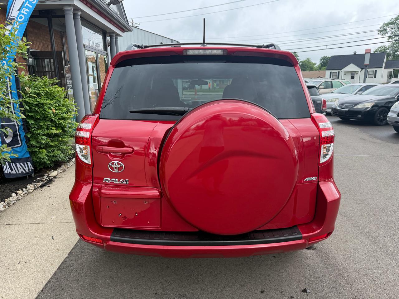 Toyota RAV4 Base I4 4WD 2012