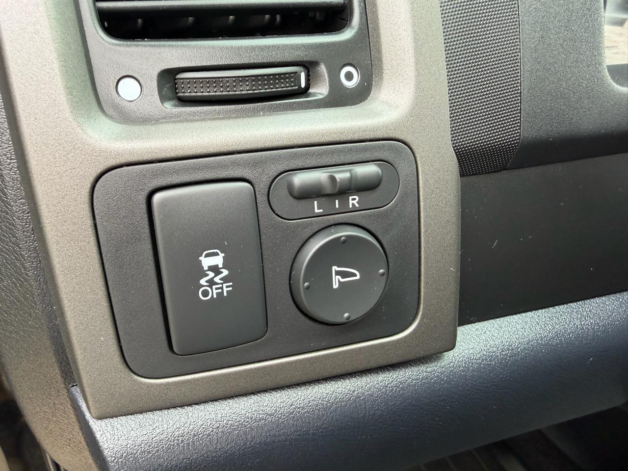 Honda CR-V EX-L 4WD 5-Speed AT 2011