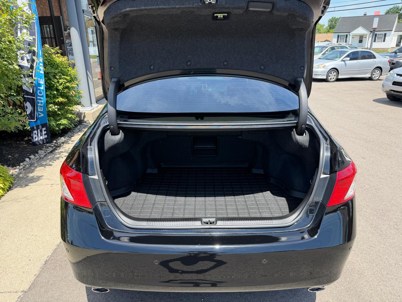 Lexus ES 350 Sedan 2009