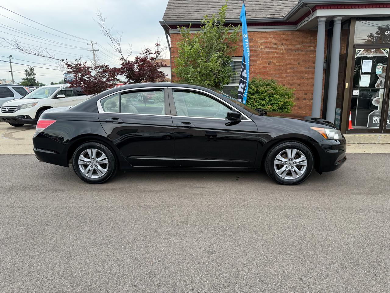 Honda Accord LX-P Sedan AT 2012