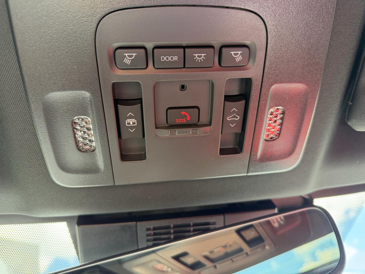 Toyota Camry Hybrid XSE 2026