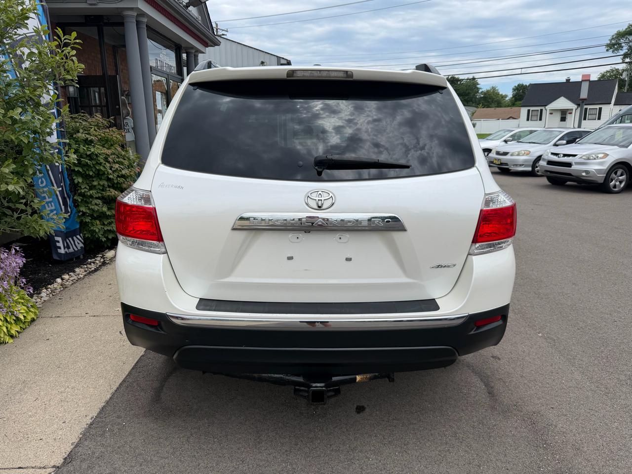 Toyota Highlander Limited 4WD 2013