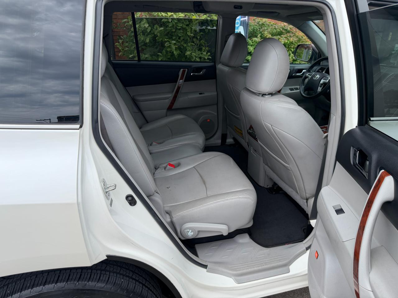 Toyota Highlander Limited 4WD 2013
