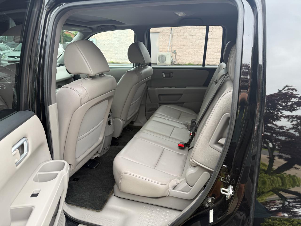 Honda Pilot EX-L 4WD 5-Spd AT with Navigation 2014