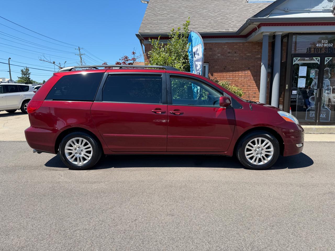 Toyota Sienna XLE Limited FWD 2008