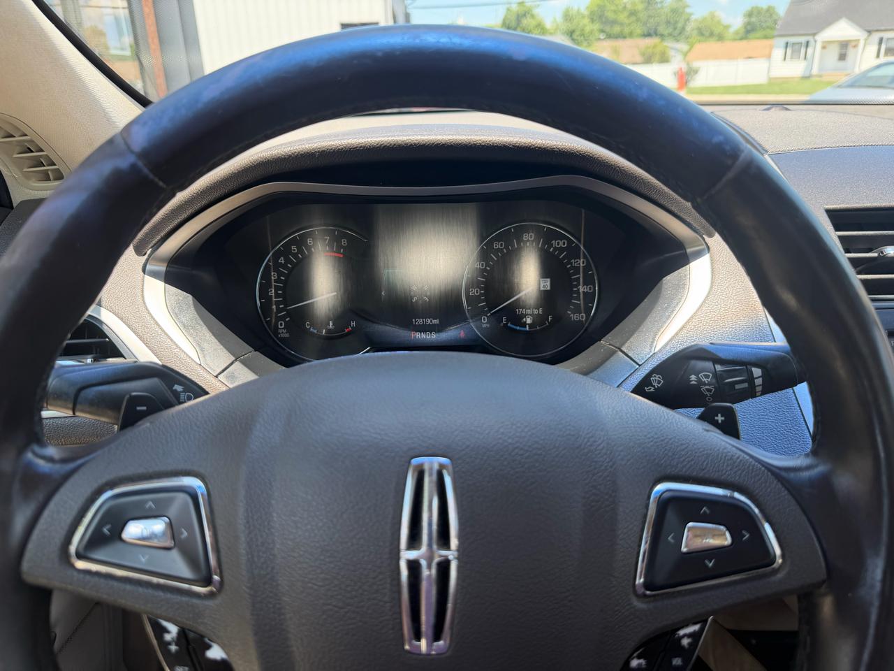 Lincoln MKZ FWD 2016