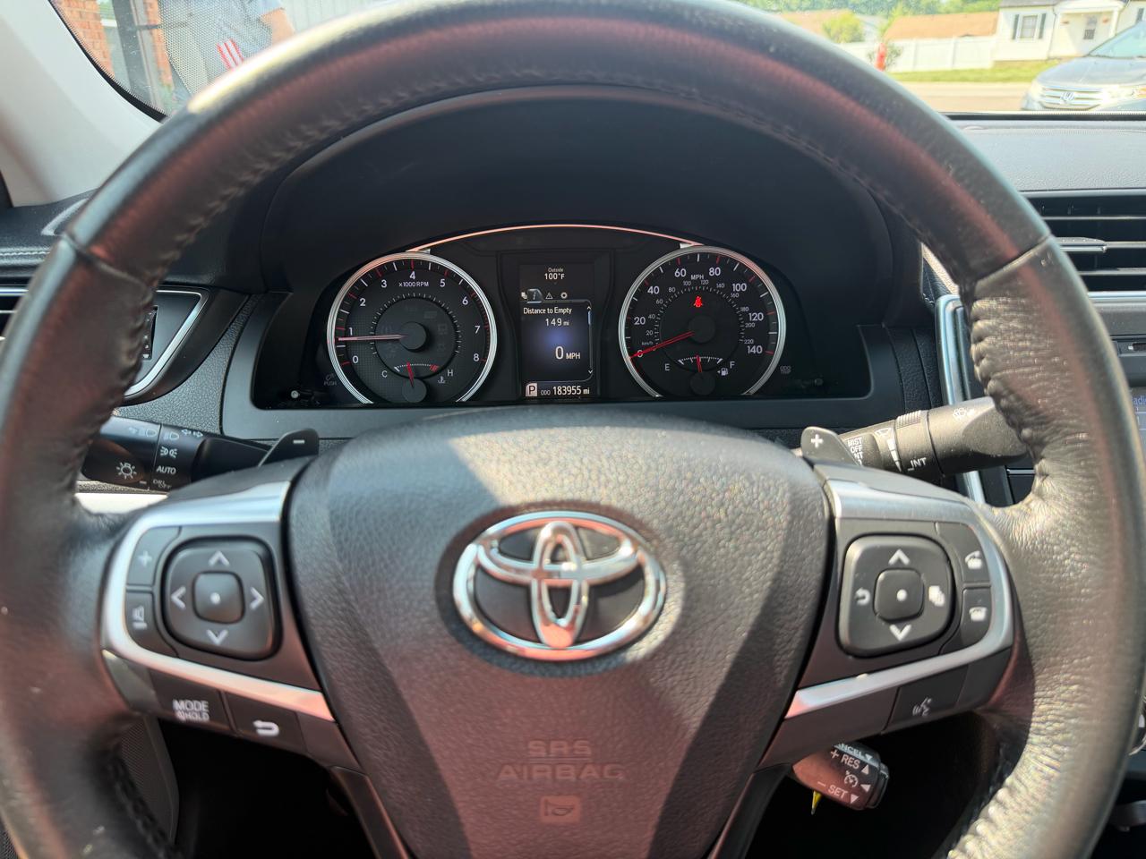 Toyota Camry SE 2017