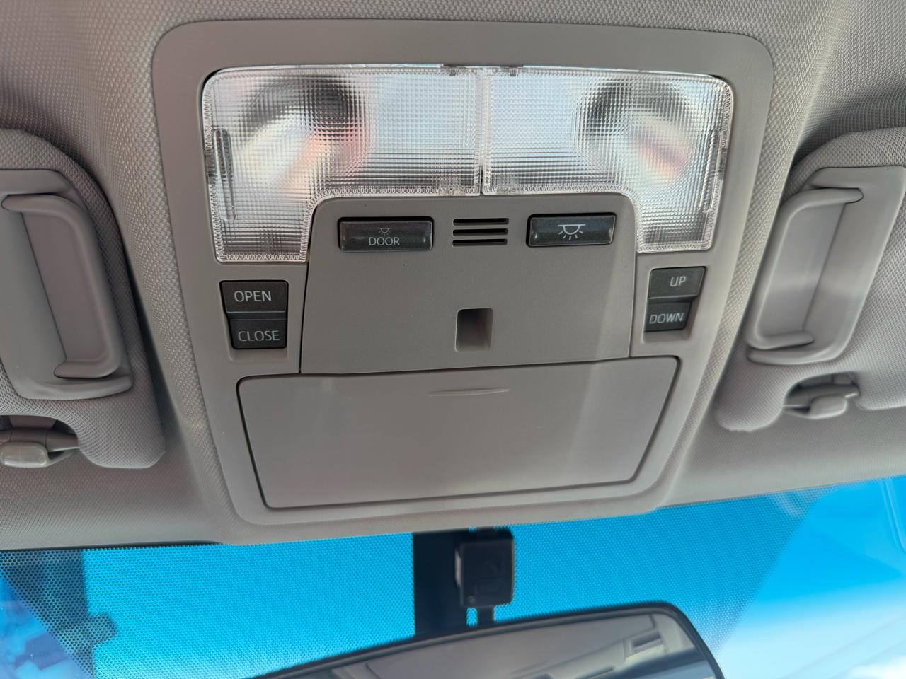 Toyota Camry SE 2017