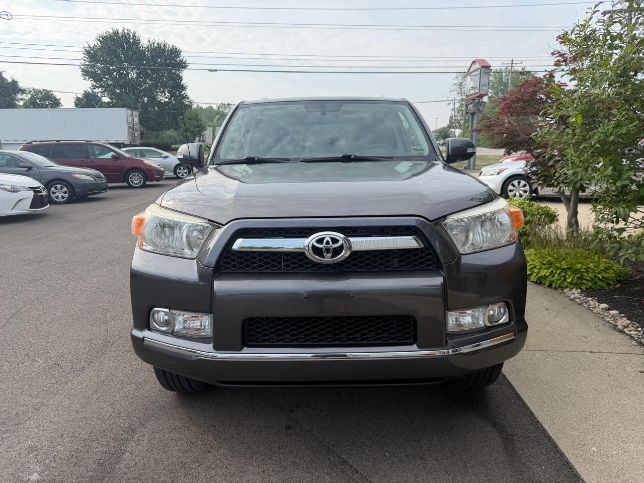 Toyota 4Runner SR5 4WD 2013
