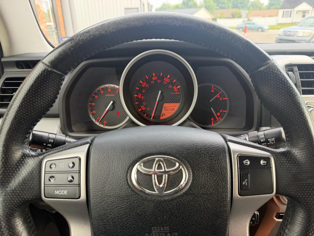Toyota 4Runner SR5 4WD 2013